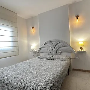https://apartamento-de-playa-en-santa-margarita-roses.topcostabravahotels.com